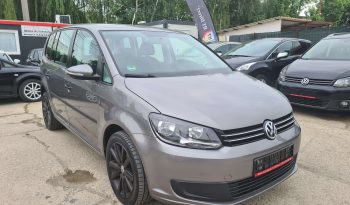 
									VW TOURAN 1.6 TDI 7 LOCURI BLUEMOTION 2010/2011 full								