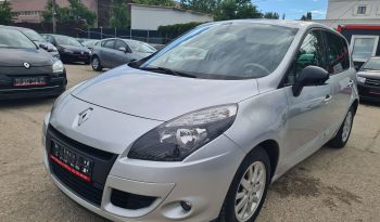 
									RENAULT SCENIC 1.6 DCI ENERGY BOSE 2011 full								