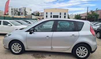 
									RENAULT SCENIC 1.6 DCI ENERGY BOSE 2011 full								