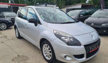 
									RENAULT SCENIC 1.6 DCI ENERGY BOSE 2011 full								