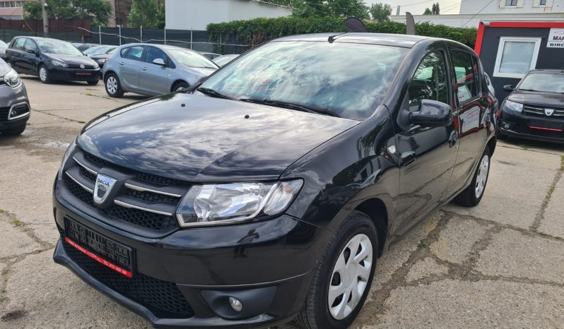 
								DACIA SANDERO 0.9 TCE LAUREATE 2013 full									