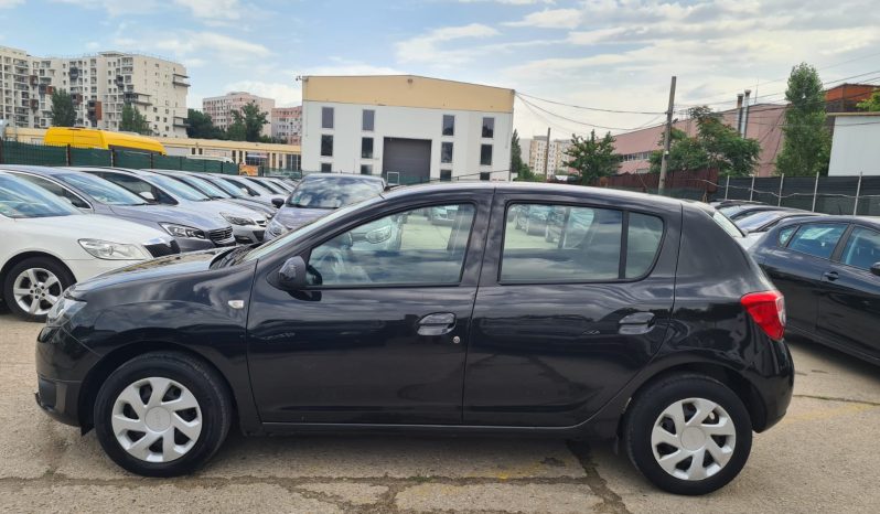 
								DACIA SANDERO 0.9 TCE LAUREATE 2013 full									