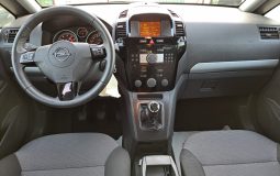 OPEL ZAFIRA 1.6 BENZINA 7 LOCURI 2011