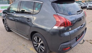 
									PEUGEOT 3008 HYBRID4 2.0 HDI 2015 full								