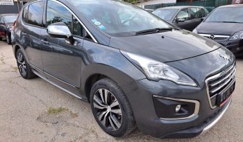 
									PEUGEOT 3008 HYBRID4 2.0 HDI 2015 full								