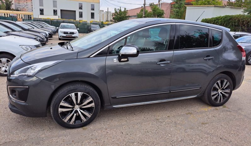 
								PEUGEOT 3008 HYBRID4 2.0 HDI 2015 full									