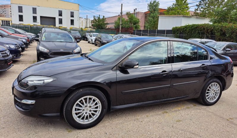 
								RENAULT LAGUNA 1.5 DCI BLACK EDITION 2011 full									