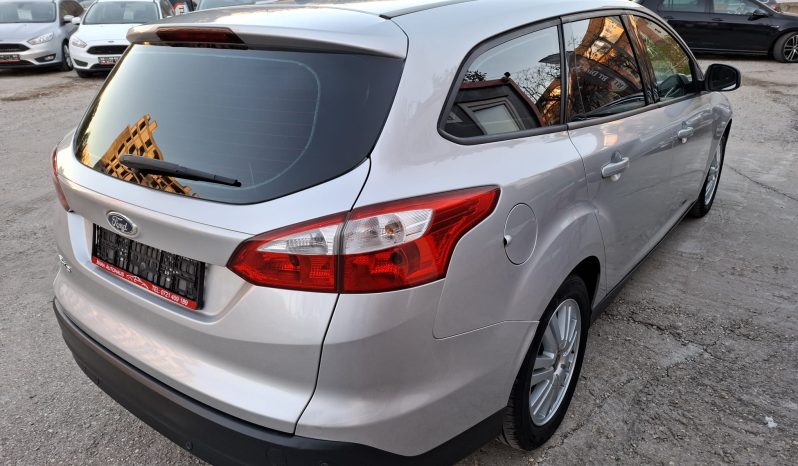 
								FORD FOCUS 1.6 TDCI  2013 full									