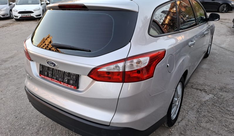 
								FORD FOCUS 1.6 TDCI  2013 full									