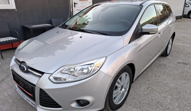 
								FORD FOCUS 1.6 TDCI  2013 full									